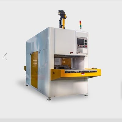 50Hz EPE PE Polyethylene Foam Packing Material Automatic Feeder Electric Lamination Laminating Machine