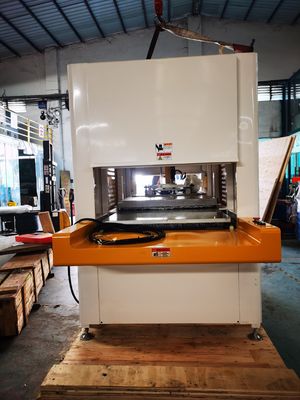 50Hz EPE PE Polyethylene Foam Packing Material Automatic Feeder Electric Lamination Laminating Machine